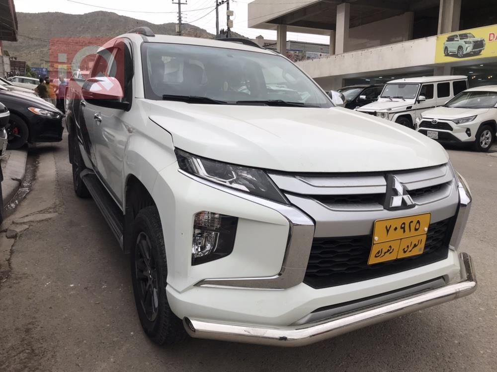 ميتسوبيشي L200